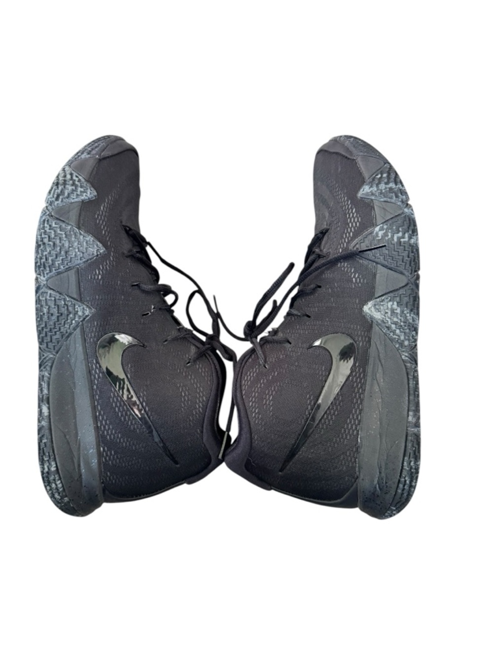 Nike Kyrie Blackout Basketball Shoes Men’s 12 Triple Black Athletic Sneakers - Picture 6 of 8